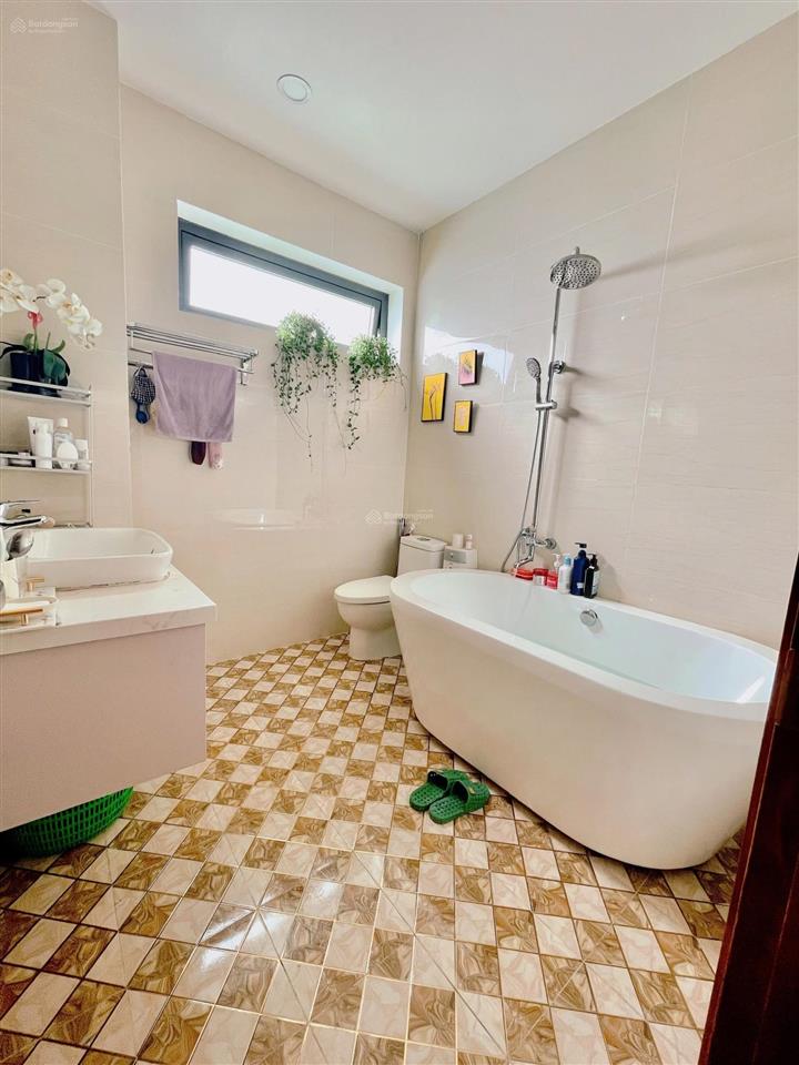 Lô góc 3 mặt tiền đẹp rực rỡ  gà đẻ trứng vàng cơ hội đầu tư sinh lời cao  chủ tặng nội thất 5ty