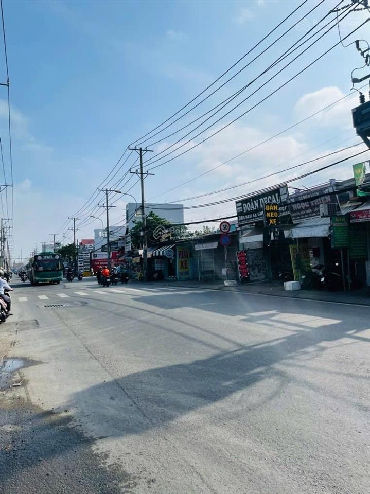 Chỉ hơn 50tr/m2 mtkd sầm uất ql50 ngang 6 dài 30, dòng tiên tốt