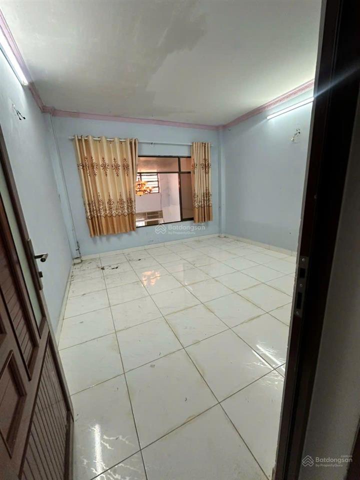 65m2, 4x15m, 3pn 2wc shr vuông vức p4 q8 4tỷ9