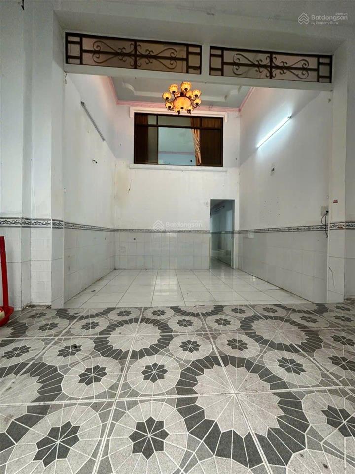 65m2, 4x15m, 3pn 2wc shr vuông vức p4 q8 4tỷ9