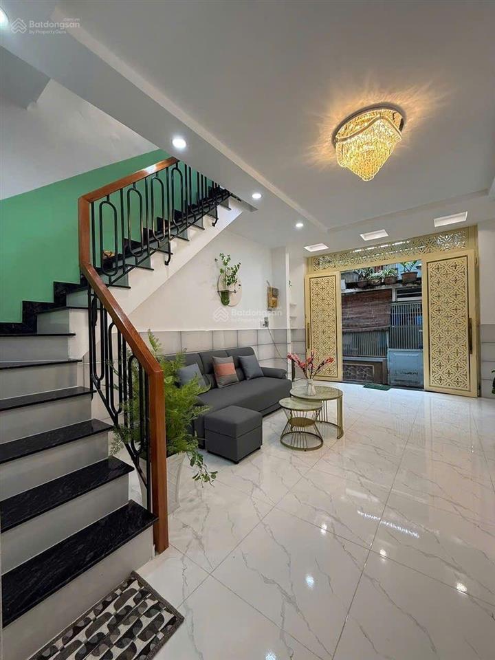 Hưng phú còn xót 1 căn ngan 4 x 7 3 tầng sổ riêng sẵn mà chỉ 3ty980