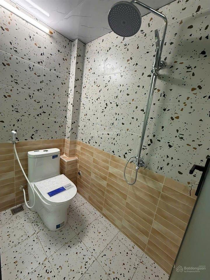 Hưng phú còn xót 1 căn ngan 4 x 7 3 tầng sổ riêng sẵn mà chỉ 3ty980