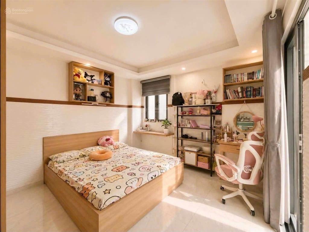 Hẻm ô tô lê quang định 5 tầng mới đẹp 5pn sân riêng chỉ 9.7 tỷ tl