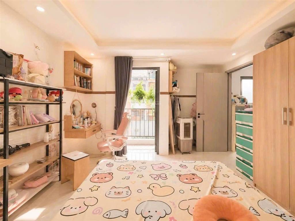 Hẻm ô tô lê quang định 5 tầng mới đẹp 5pn sân riêng chỉ 9.7 tỷ tl