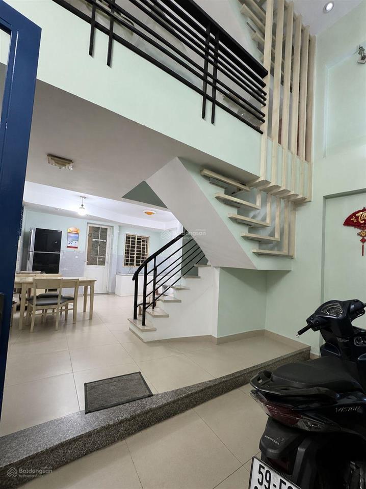 Nguyễn thượng hiền  nhỉnh 9 tỷ sở hữu nhà 5 tầng hẻm xe hơi phú nhuận ngay chợ cây quéo