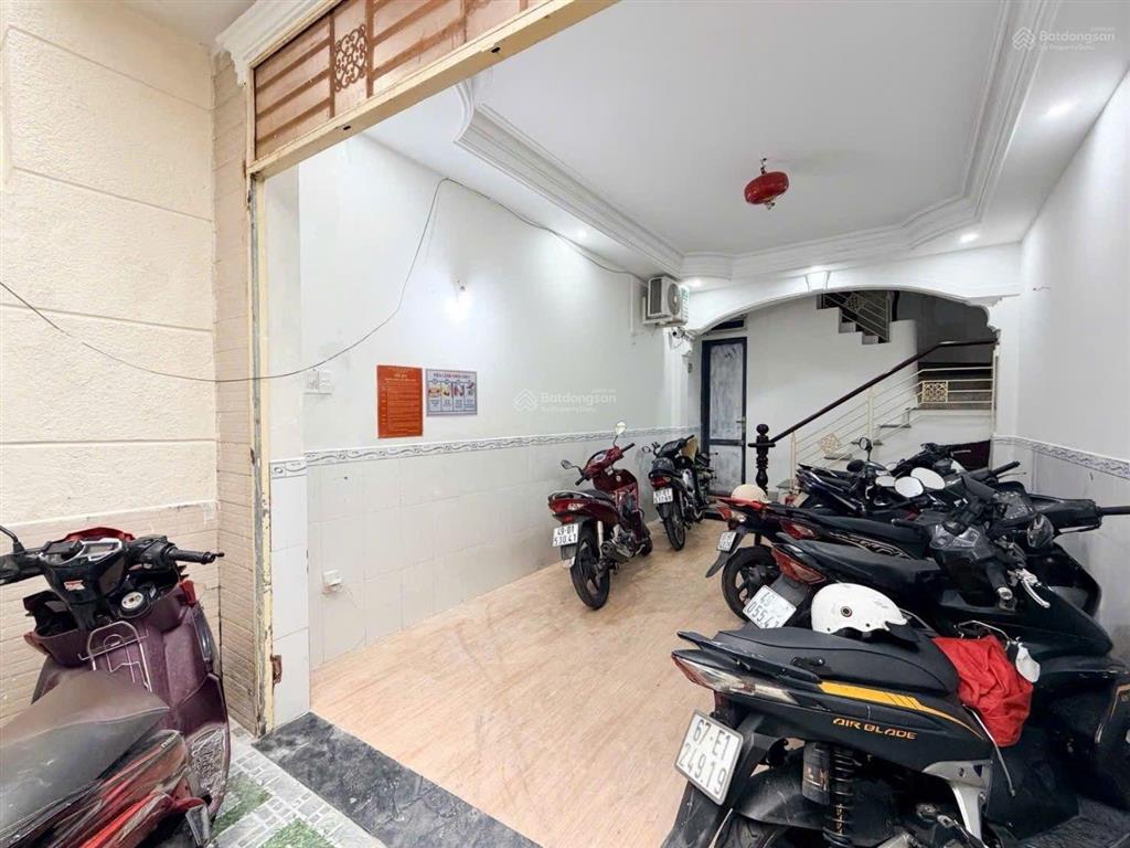 Gà đẻ trứng vàng nguyễn thượng hiền chdv 7pn thu nhập sẵn 33tr/tháng  giá chỉ 8.68 tỷ tl