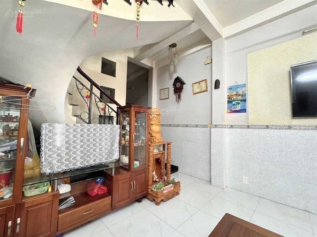 Bùi đình túy bình thạnh 53m 4 tầng btct 3pn 4wc gần mặt tiền chỉ 8.7 tỷ
