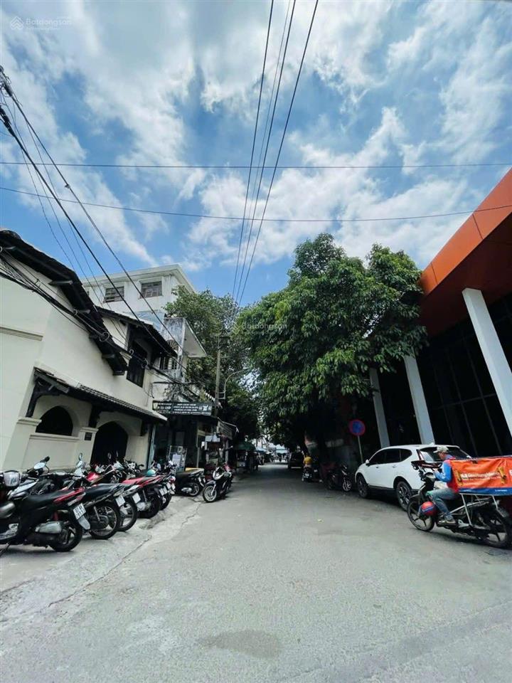 Chdv nguyễn văn đậu  ngay cổng đh văn lang 60m dòng tiền sẵn chỉ 8.7 tỷ tl