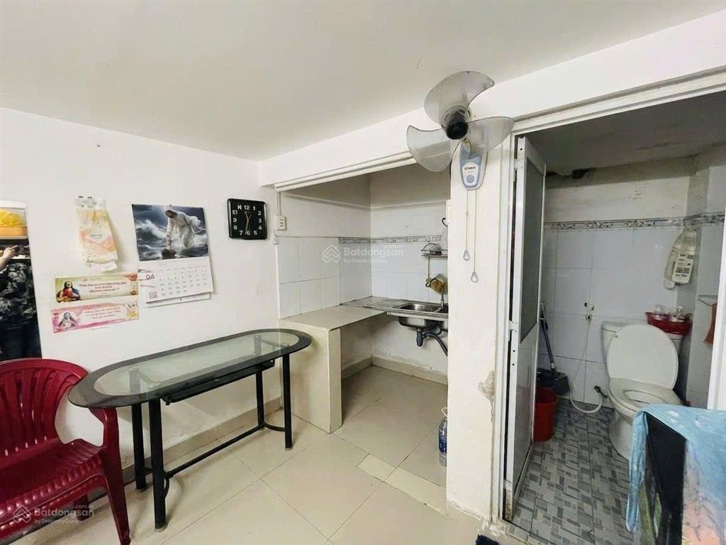 Chdv nguyễn văn đậu  ngay cổng đh văn lang 60m dòng tiền sẵn chỉ 8.7 tỷ tl