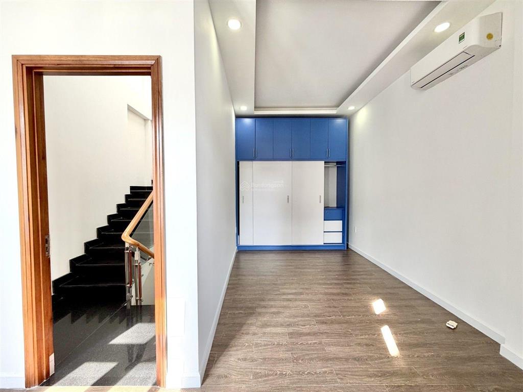 Bùi đình túy, bình thạnh  5 tầng lô góc 2 mặt thoáng chỉ nhỉnh 7 tỷ
