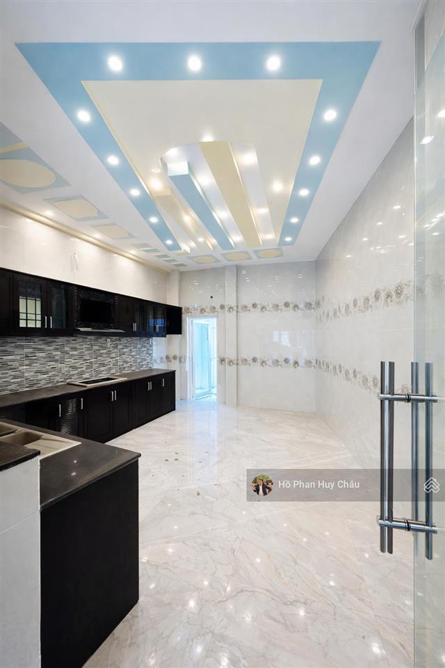 Bán nhà kiều đàm q7 hẻm xe hơi 6m 4.5x16m  13 tỷ 980