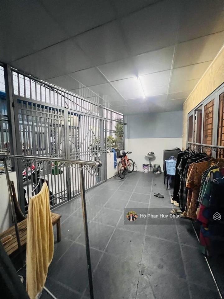 Xe hơi đỗ cửa  huỳnh tấn phát  q7  114m2  7 tỷ