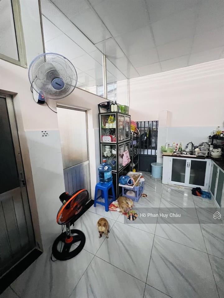 Xe hơi đỗ cửa  huỳnh tấn phát  q7  114m2  7 tỷ