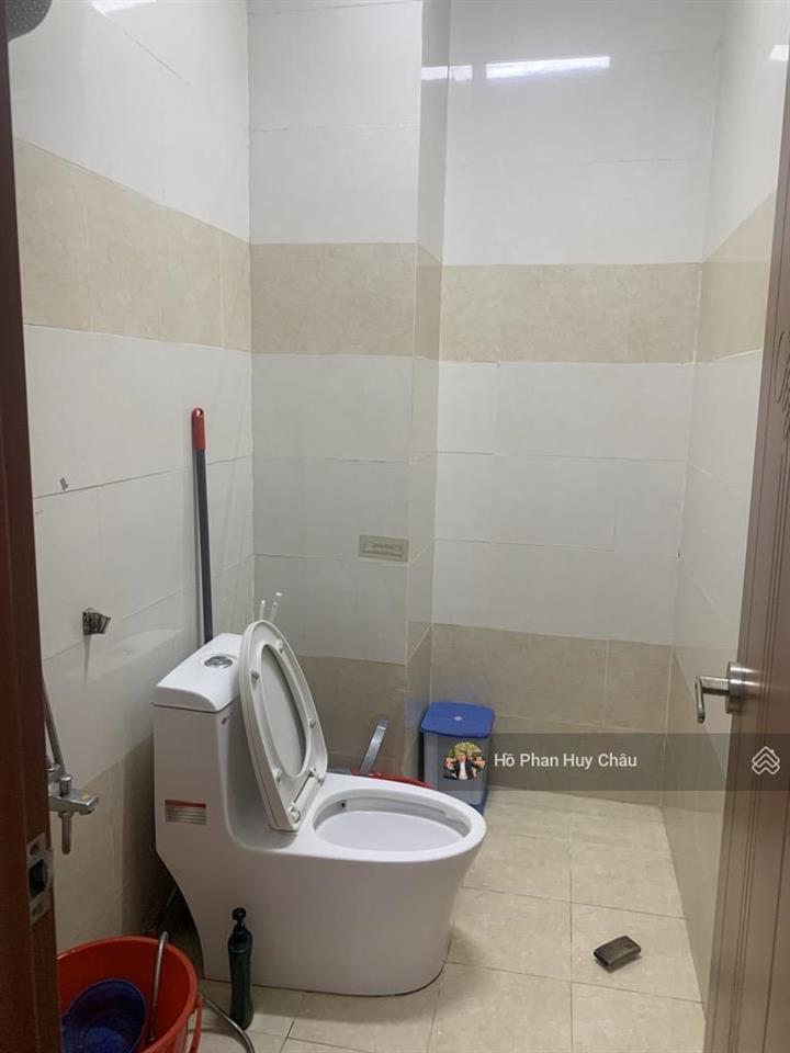 Bán nhà 5.8x18m hẻm 8m  chỉ 7 tỷ