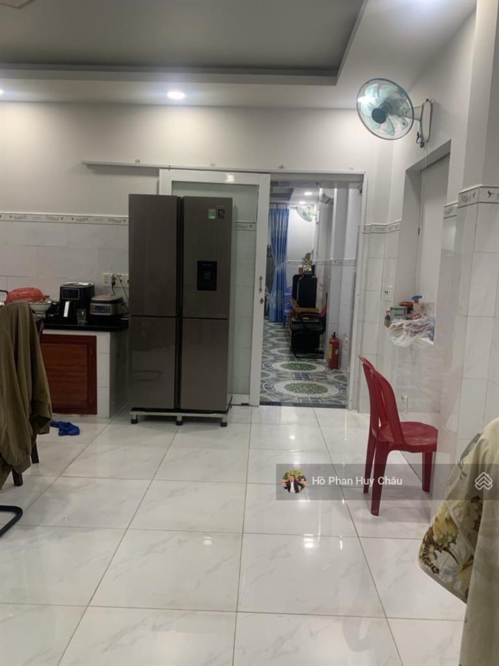Bán nhà 5.8x18m hẻm 8m  chỉ 7 tỷ