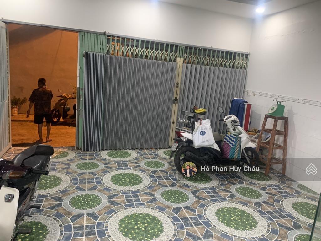 Bán nhà 5.8x18m hẻm 8m  chỉ 7 tỷ