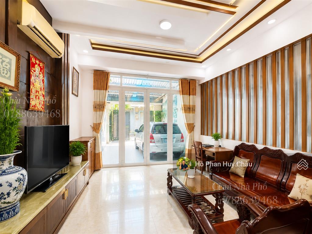 Chỉ 7 tỷ 580 hiếm như ks 5 sao  4,5x22m  4 tầng hẻm 8m