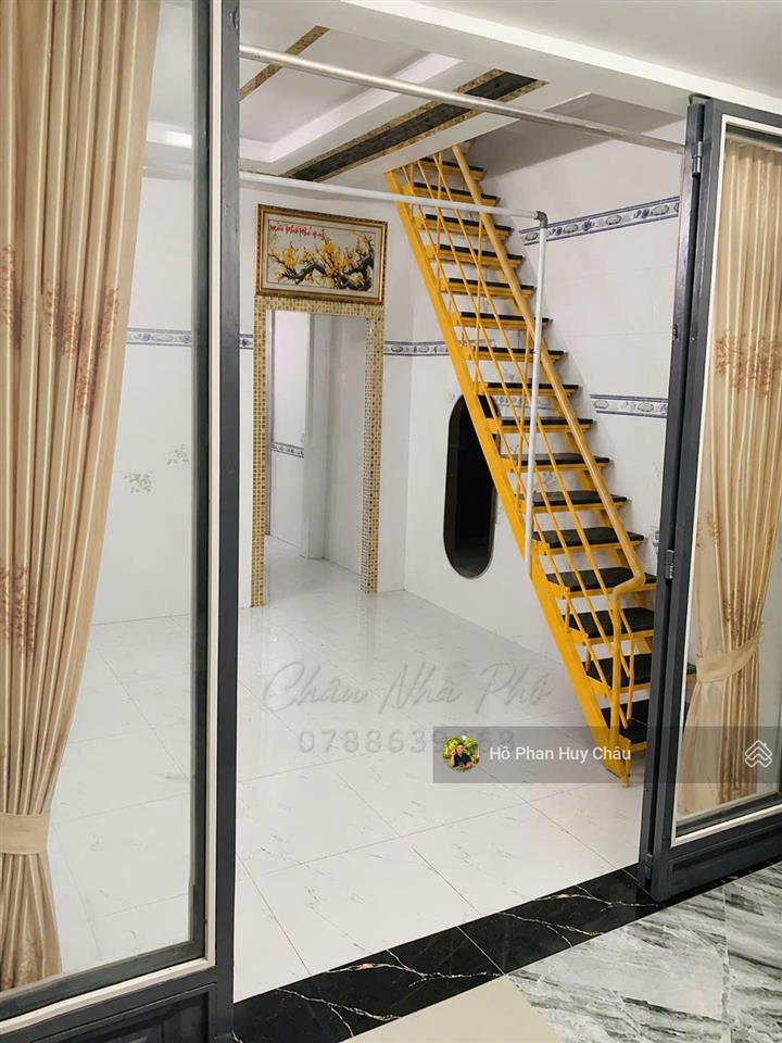 Chỉ hơn 5 tỷ 1 xíu là có nhà ngang to. huỳnh tấn phát  xe hơi tới nhà
