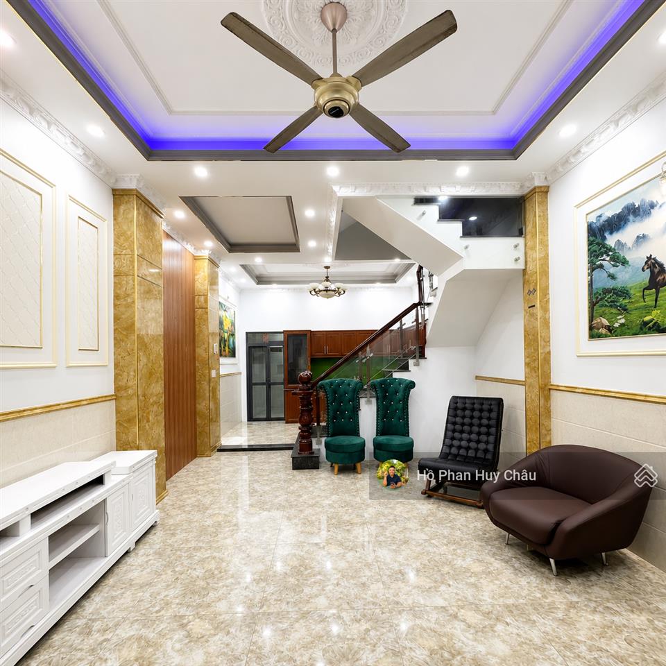 12 triệu  giá tham khảo tốt trong khu vực  nhà 4 tầng  oto