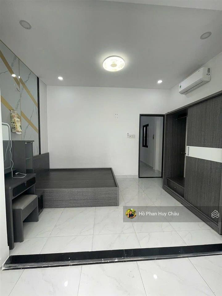 Lâu lâu có 1 căn nhỉnh 4 tỷ | hẻm xe hơi