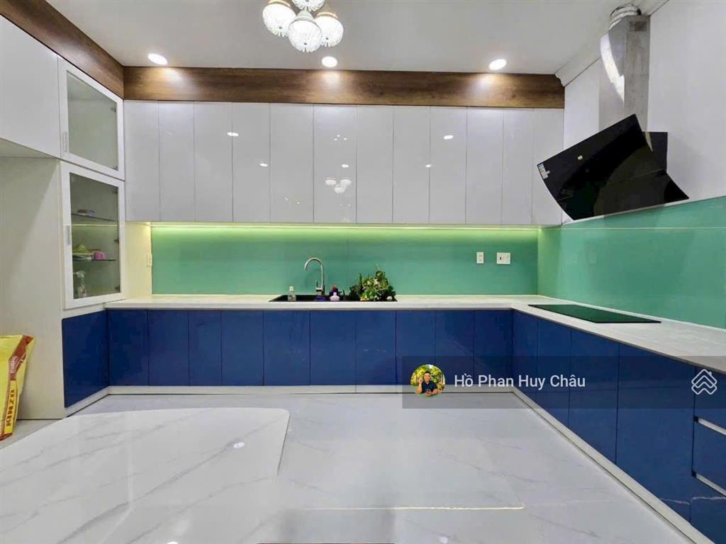 Chỉ 7 tỷ 2  có ngay nhà đẹp quận 7