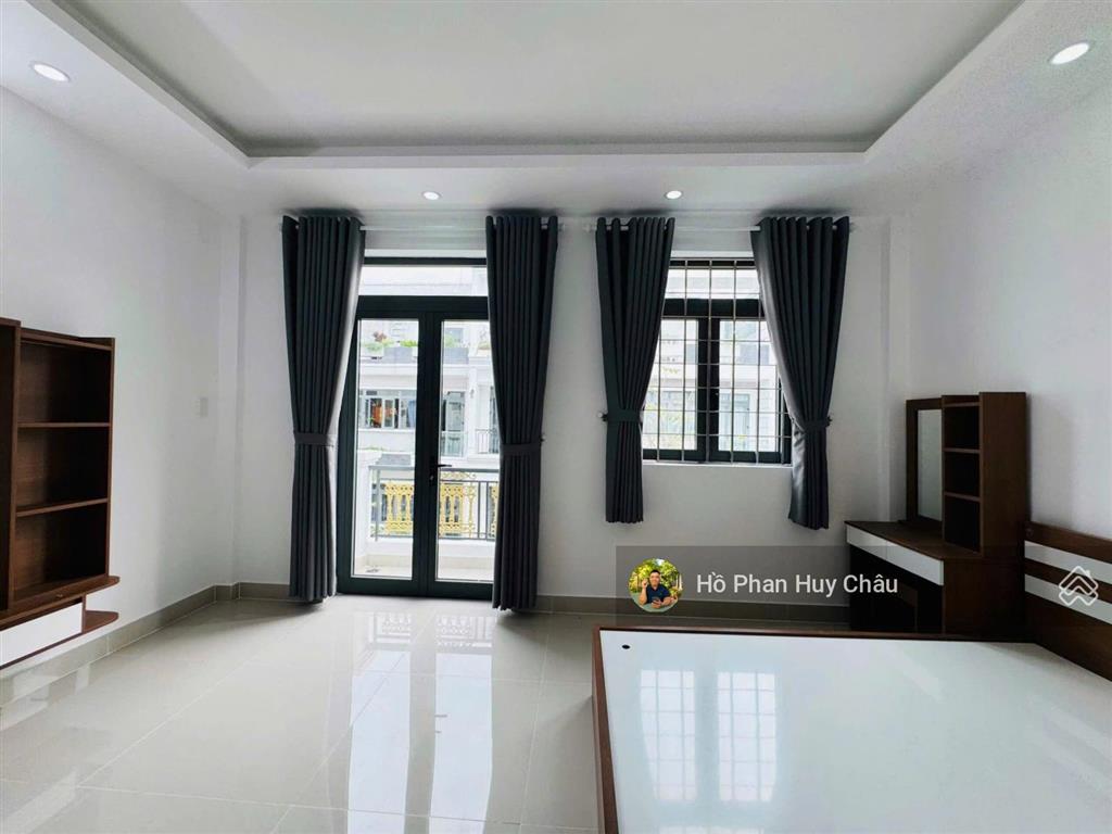 Cho thuê 15 triệu ngay công viên kdc cao cấp