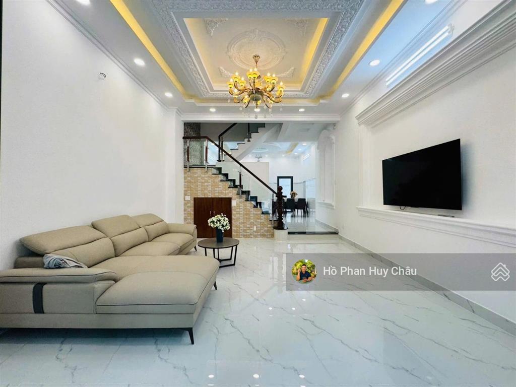 Cho thuê 15 triệu ngay công viên kdc cao cấp