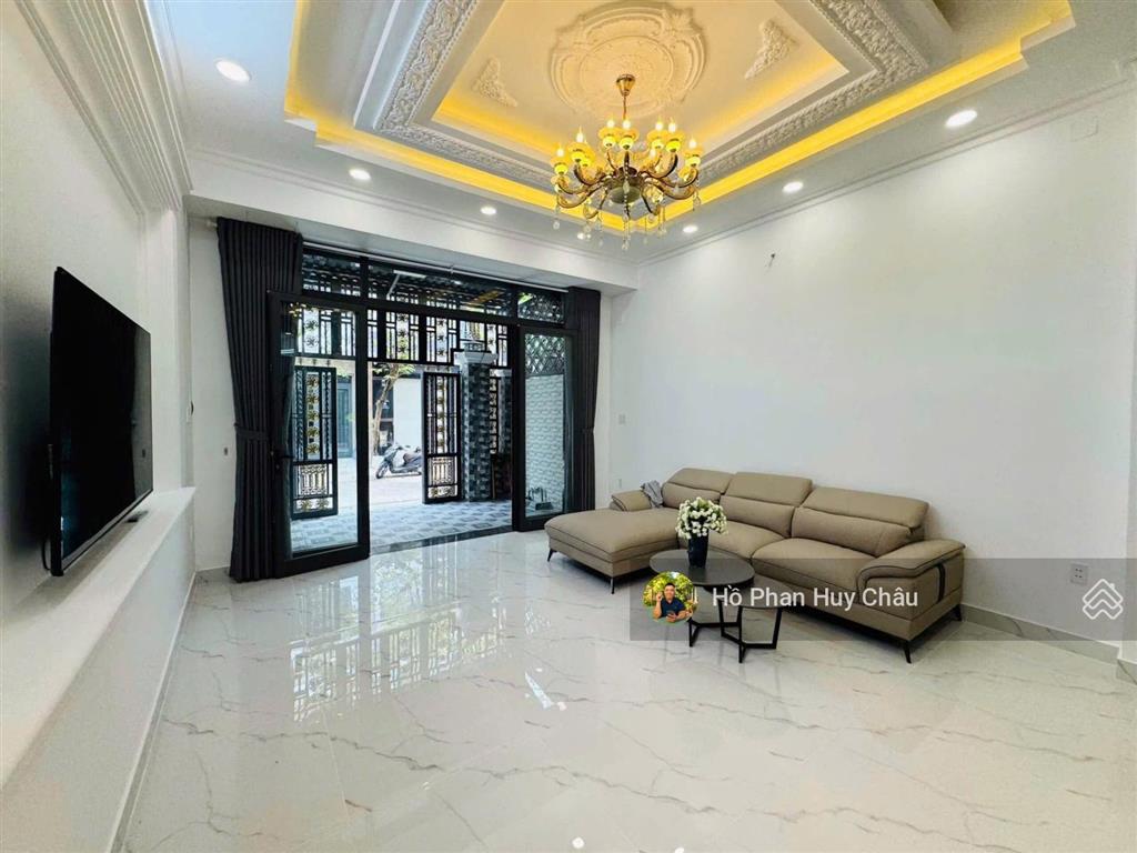 Cho thuê 15 triệu ngay công viên kdc cao cấp