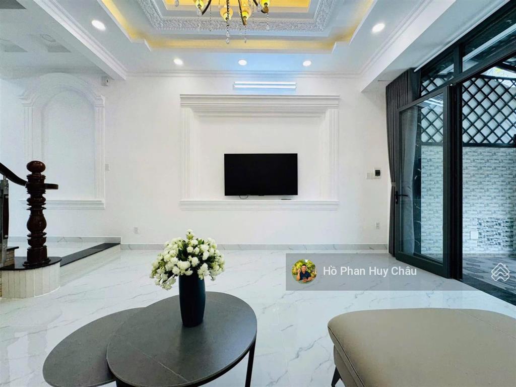 Cho thuê 15 triệu ngay công viên kdc cao cấp