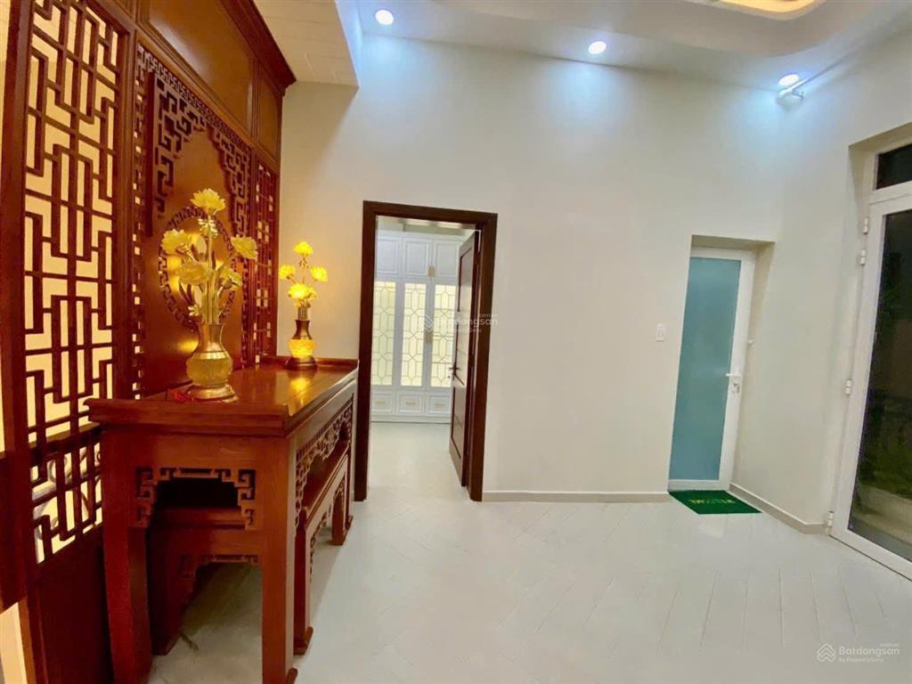 Bán nhà quận 7  xe hơi tới gần nhà  giáp phú mỹ hưng  6 tỷ 990