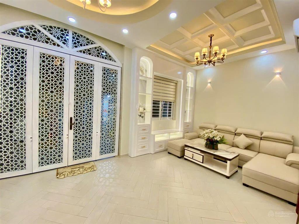 Bán nhà quận 7  xe hơi tới gần nhà  giáp phú mỹ hưng  6 tỷ 990