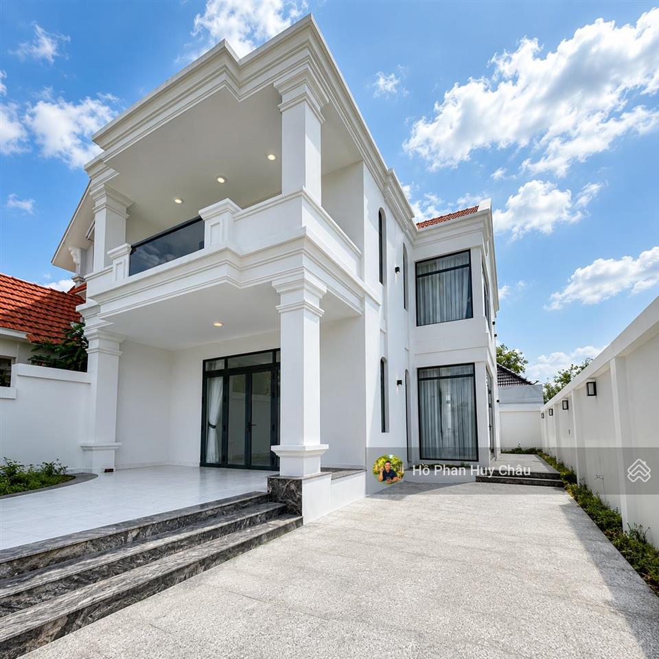 Cho thuê biệt thự kdc phú xuân nhà bè, 3pn sân vườn 18tr/tháng