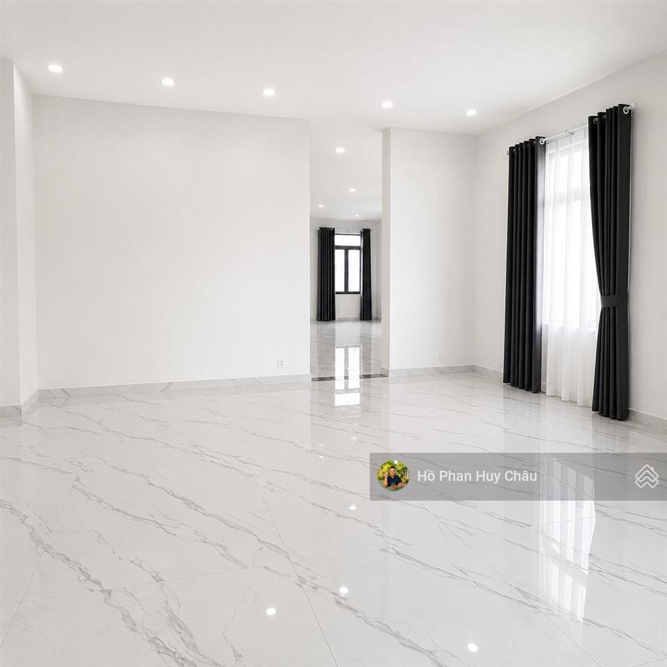 Cho thuê biệt thự kdc phú xuân nhà bè, 3pn sân vườn 18tr/tháng