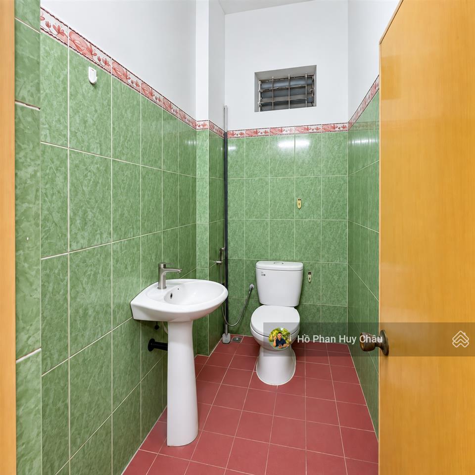 6 tỷ 950 sở hữu nhà 2 mặt hẻm xe hơi quận 7 5pn sổ hồng hoàn công