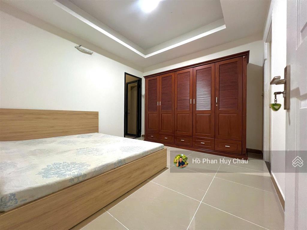 Sổ hồng riêng .3 tỷ 2. 68m2 .2pn 2 wc