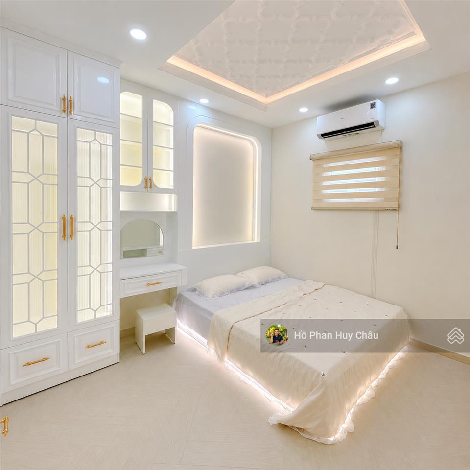 Hàng nóng giá rẻ quận 7 chỉ nhình 6 tỷ
