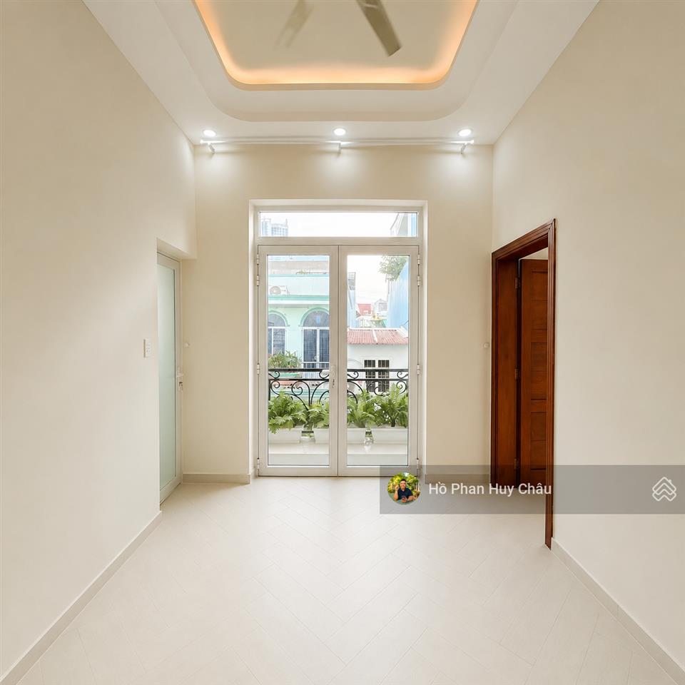Hàng nóng giá rẻ quận 7 chỉ nhình 6 tỷ
