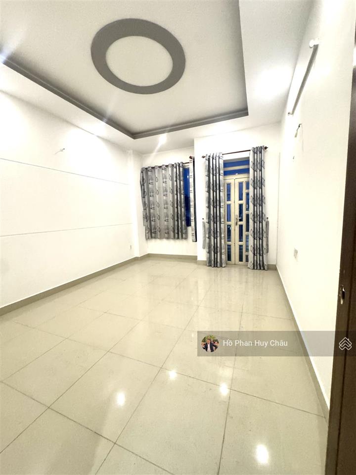 Vip  hot  rẻ  4mx17m  oto ngủ nhà  6 tỷ 280. kdc sg mới