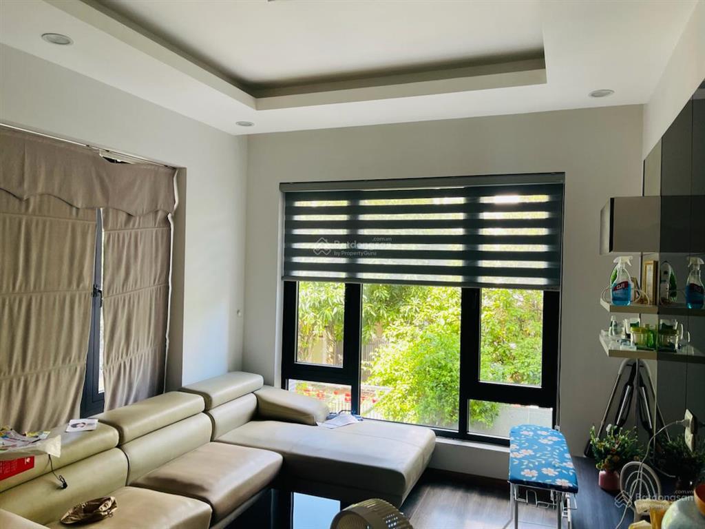Biệt thự văn quán 235m2  3 mặt thoáng  sân rộng nhiều cây xanh  ở sướng đúng nghĩa