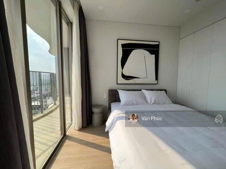 Waterina suites 3pn  146m2  full nội thất 38 triệu/tháng net