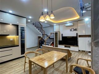 Bán nhà mới xây trung tâm quận 7 chỉ hơn 4 tỷ