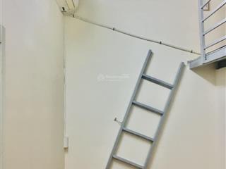 Cho thuê phòng sinh viên, nvvp, mới sạch đẹp, yên tĩnh, giá 1,8 triệu/th. giờ tự do, có bãi xe