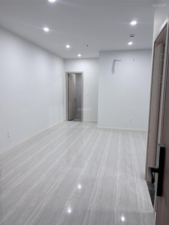 Căn góc siêu bự 61m chỉ 6tr5, cọc 10tr , ở liền, vị trí thuận lợi về hcm chỉ 10p giáp phạm văn đồng