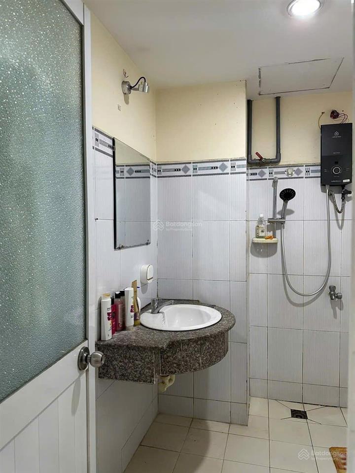 Cần bán gấp căn hộ lê thành block b, diện tích 65m2, giá bán 2.69 tỷ