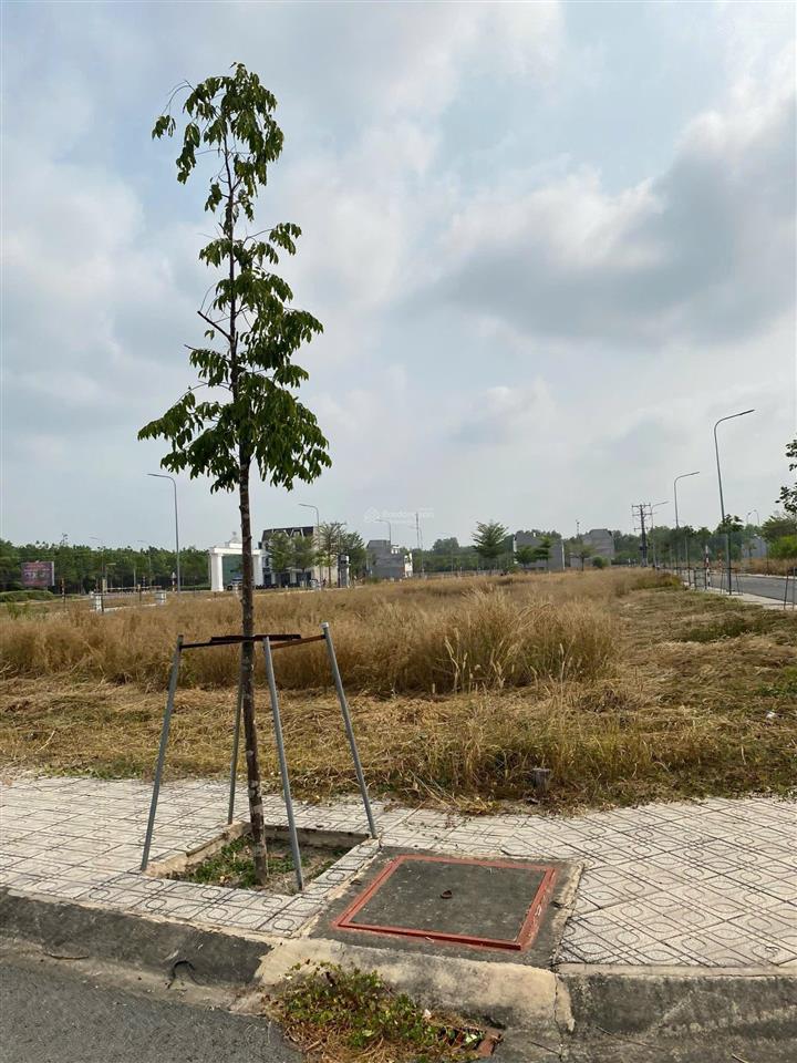 Bán đất nền trung tâm hành chính bàu bàng, 2tỷ 100m, f0 sổ hồng đầy đủ, đất đô thị full thổ cư