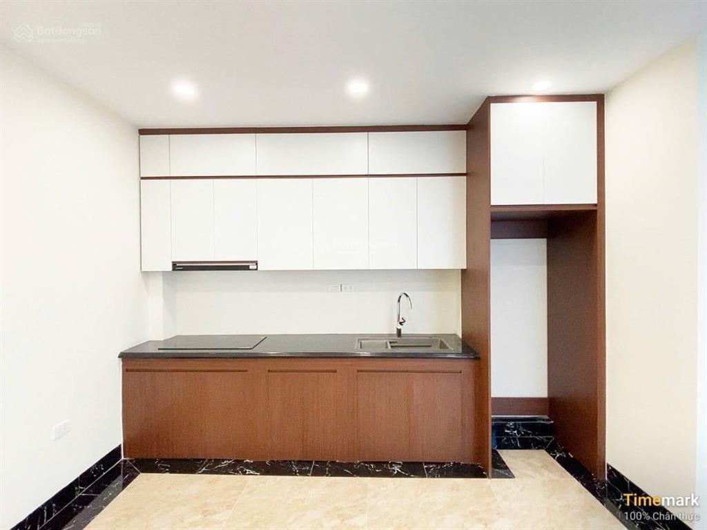 Bán nhà mặt ngõ lò đúc  lô góc  gần phố 3 mặt thoángmới đẹp6t thang máy 54m2 5.4m2mt 13.5tỷ