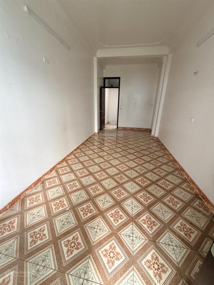 Vị trí vip  khu vực dân trí cao  ngõ thông  lương định của 32m2  6 tầng  7.8 tỷ