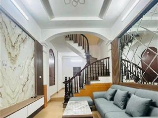 Bán nhà rất gần mặt phố thụy khuê  vừa ở vừa kinh doanh  nhà 2 mặt ngõ 2 thoáng35m26 t 9.99 tỷ