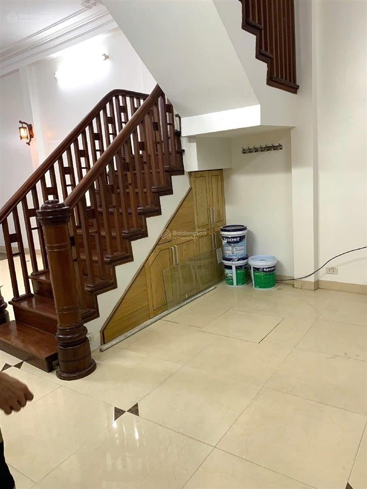 Bán nhà lê thanh nghị ngõ to  gần phố  giá hợp lý  50 m2 5 tầng giá 12.9 tỷ