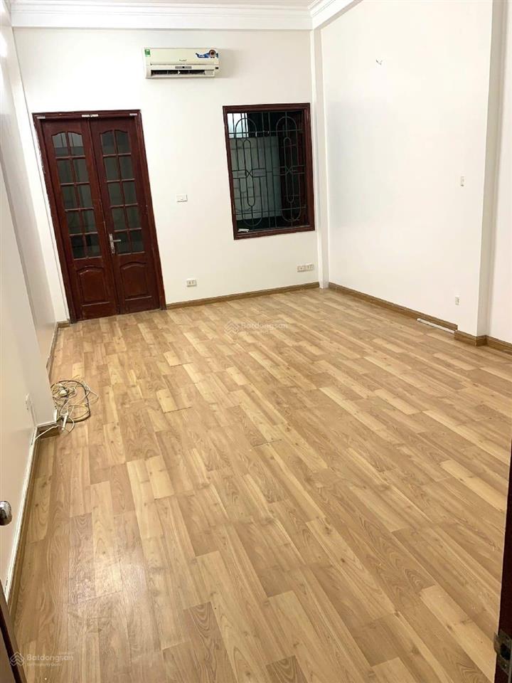 Bán nhà lê thanh nghị ngõ to  gần phố  giá hợp lý  50 m2 5 tầng giá 12.9 tỷ